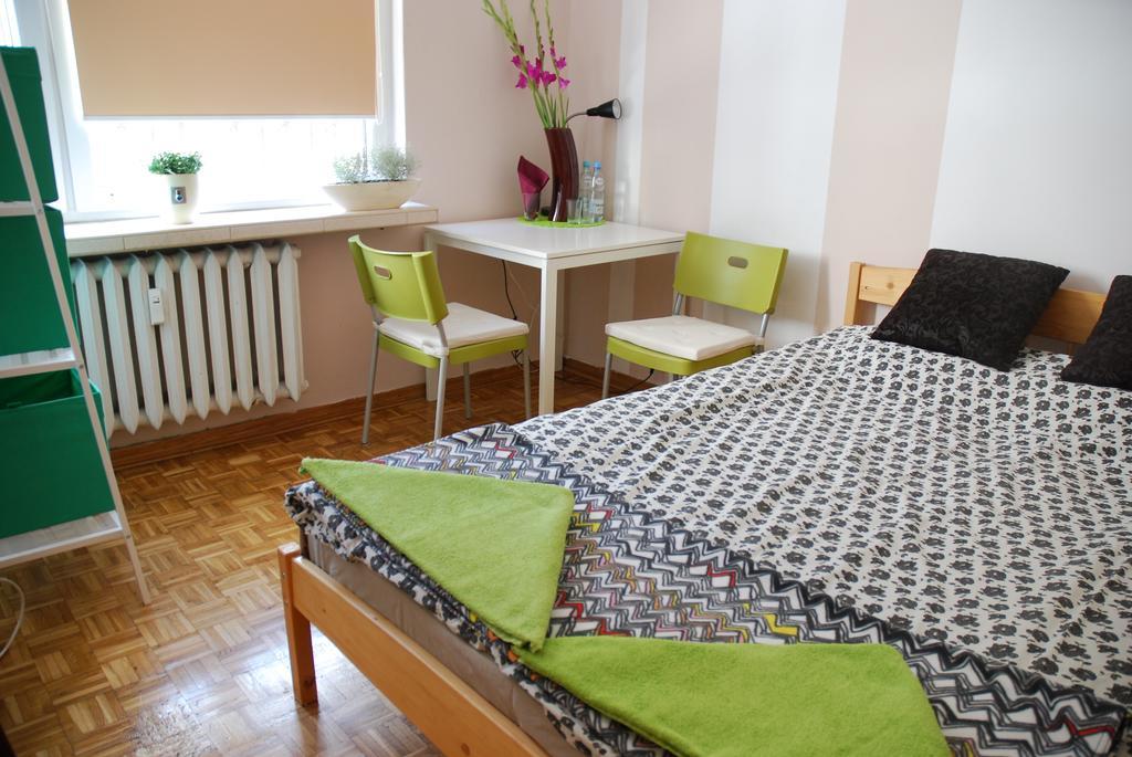 Lama Rooms Warsawa Ruang foto