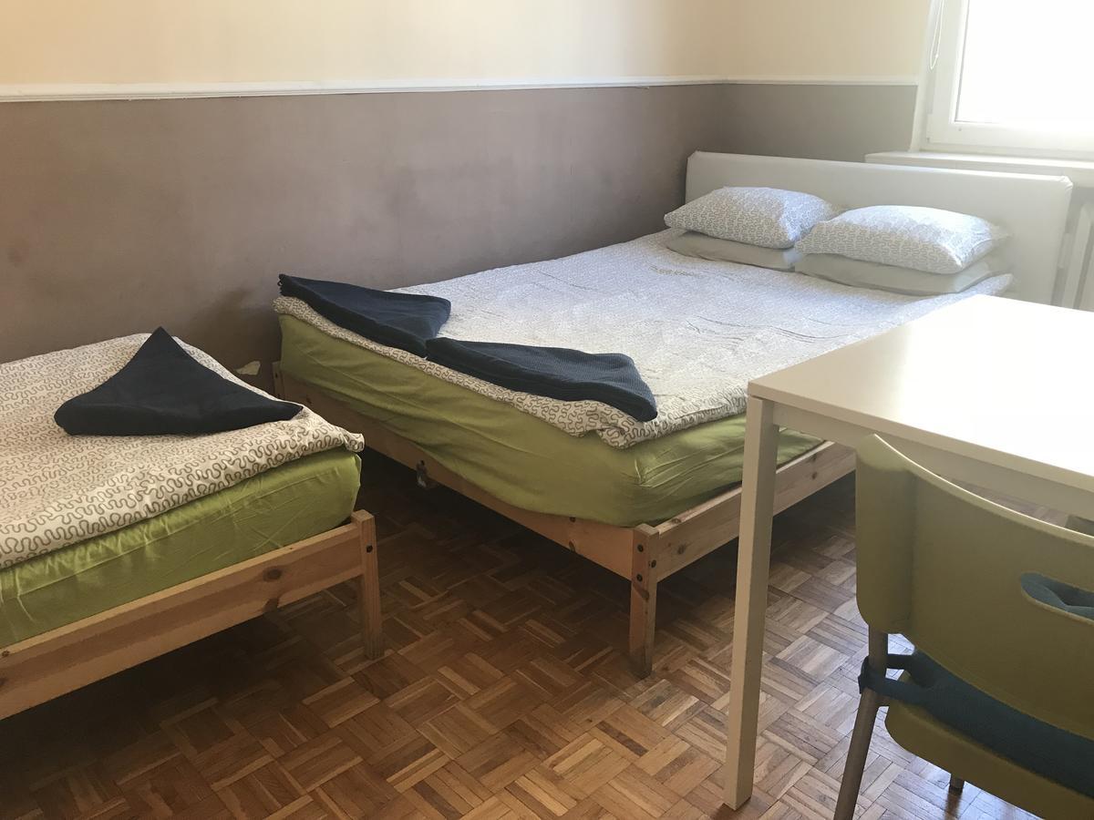 Lama Rooms Warsawa Bagian luar foto